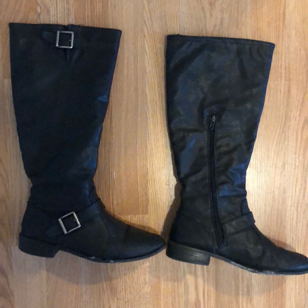 👢Charlotte Russe black boots👢